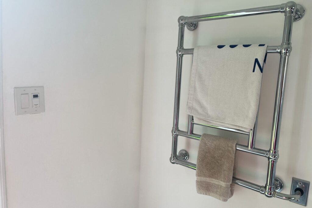 wall-mounted towel warmer
